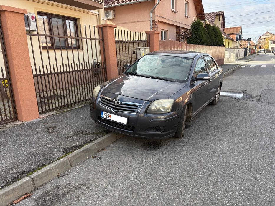 Toyota Avensis 2.0 D-4D. Climatronic