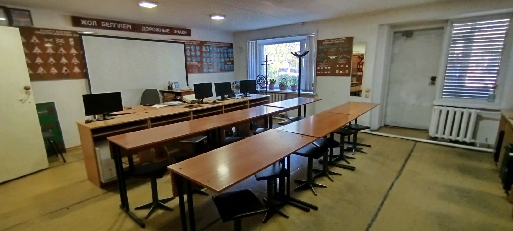 Продается коммерческое помещение,, общей площадью 48