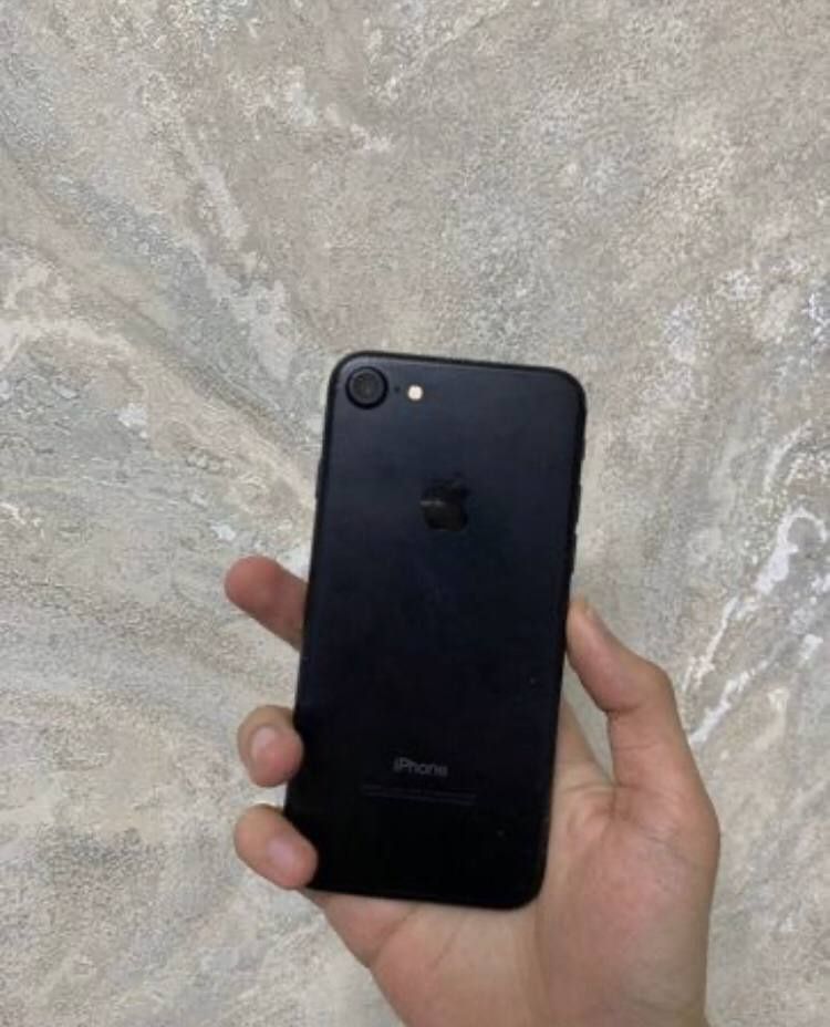 Iphone 7 sotiladi