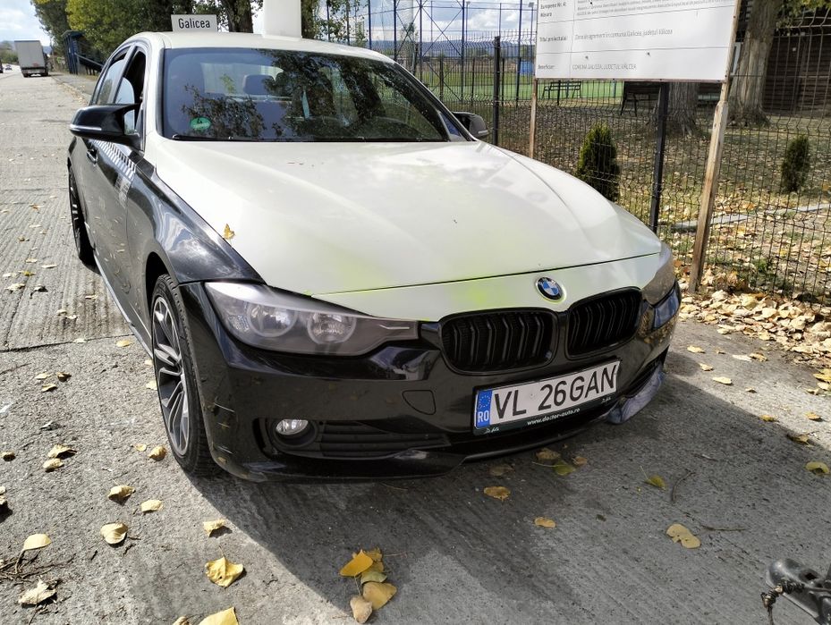 Vând licență taxi+masina