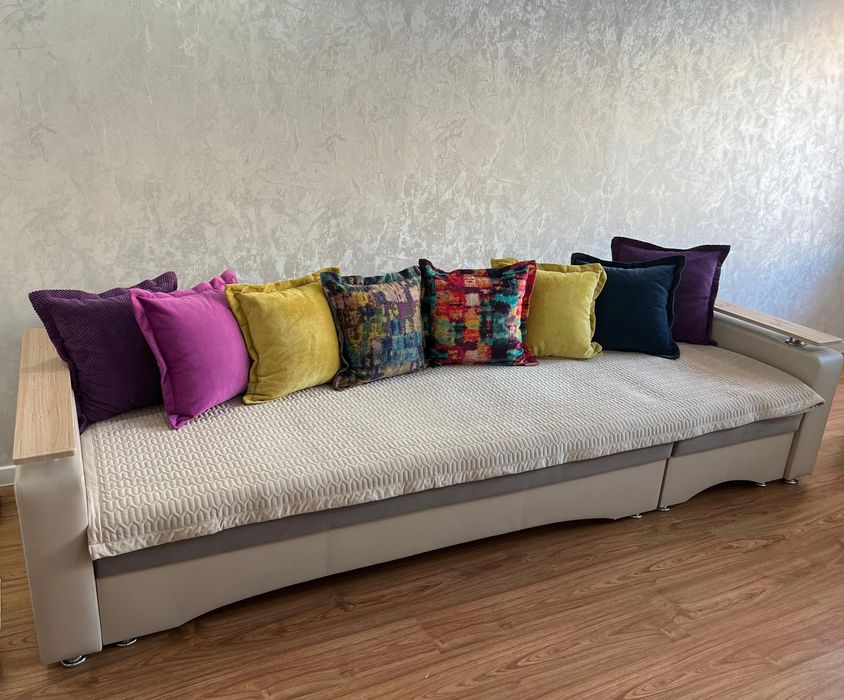 Продам диван в отличном состоянии