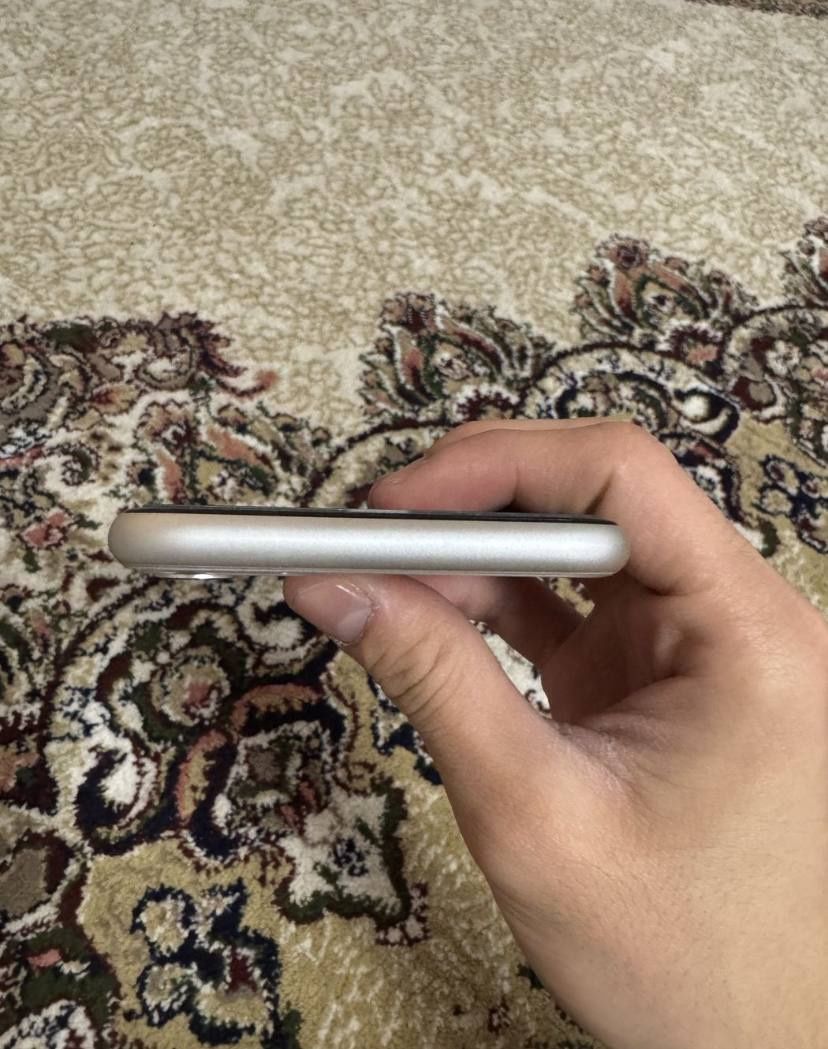Iphone 11 srochna ideal