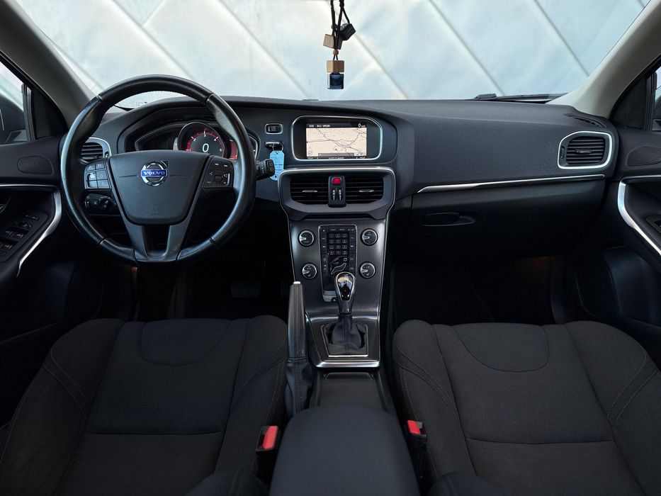 Volvo v40, 1.6 diesel, AUTOMAT, 2014, euro 6