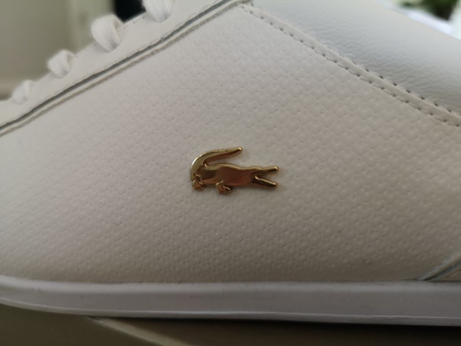 Adidași albi Lacoste ORIGINALI pt femei mărimea 38