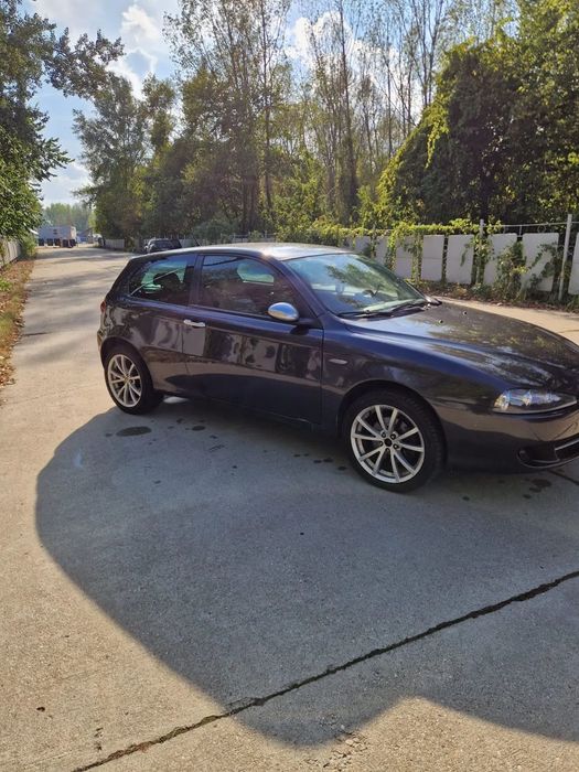 Alfa Romeo 147 Stare buna,al doilea proprietar in tara