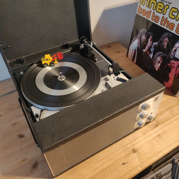 Pick up/amplificator/boxa Dual P-51-full automatic-