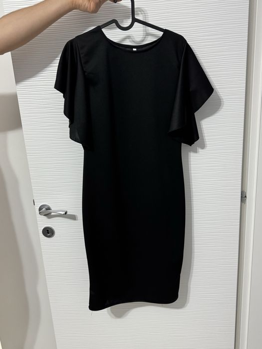 Rochie neagra eleganta