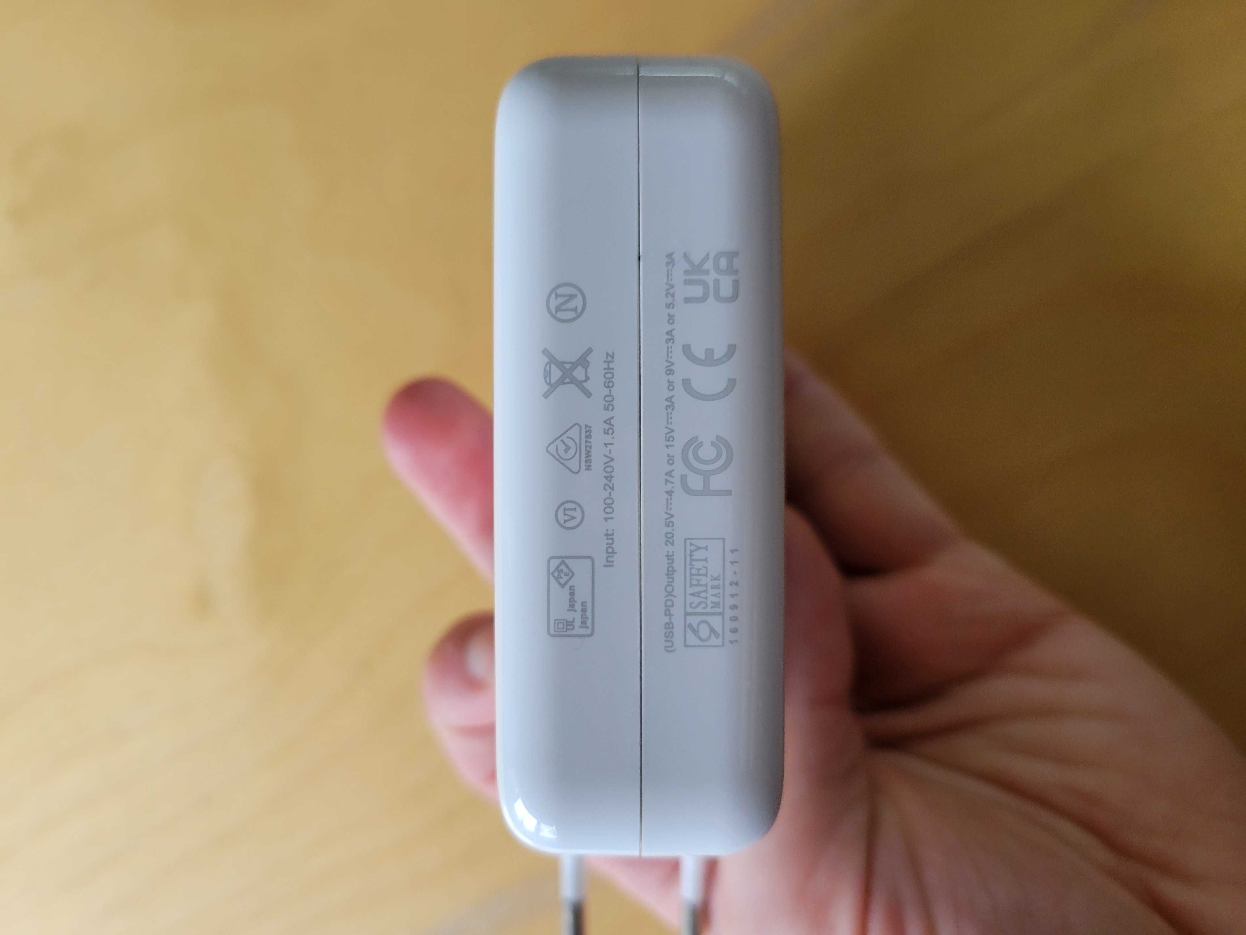 Адаптер 96W USB C- оригинално захранване за MacBook и лаптопи с C порт