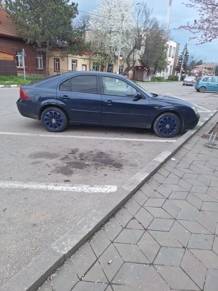 Vând ford mondeo mk3