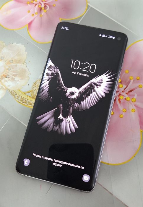 продам Samsung s10 128/8 Версия 12
