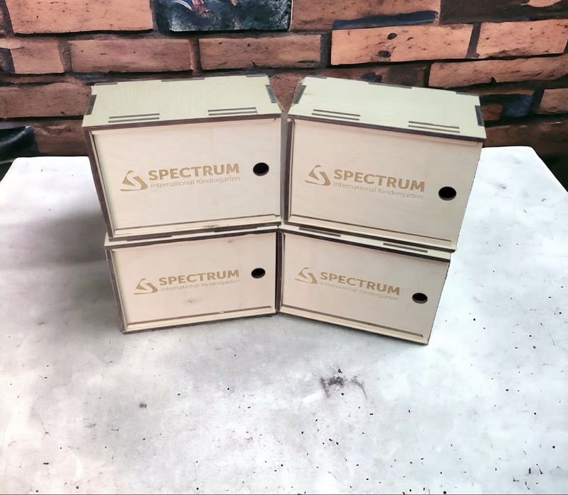 Деревянные подарочные коробки