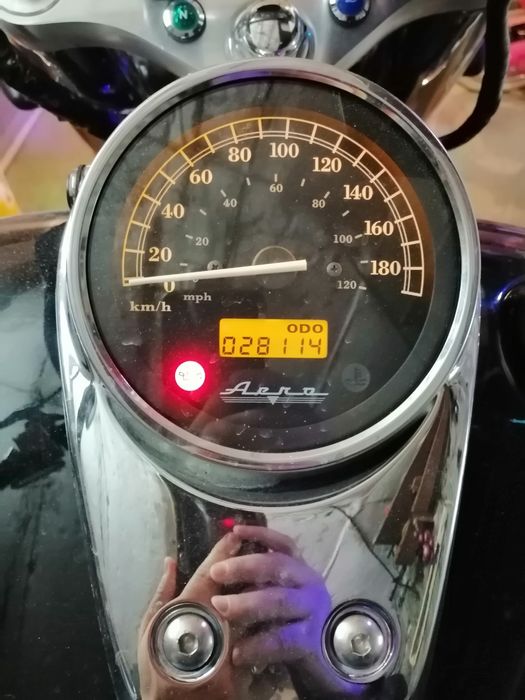 Vând VT 750 Shadow