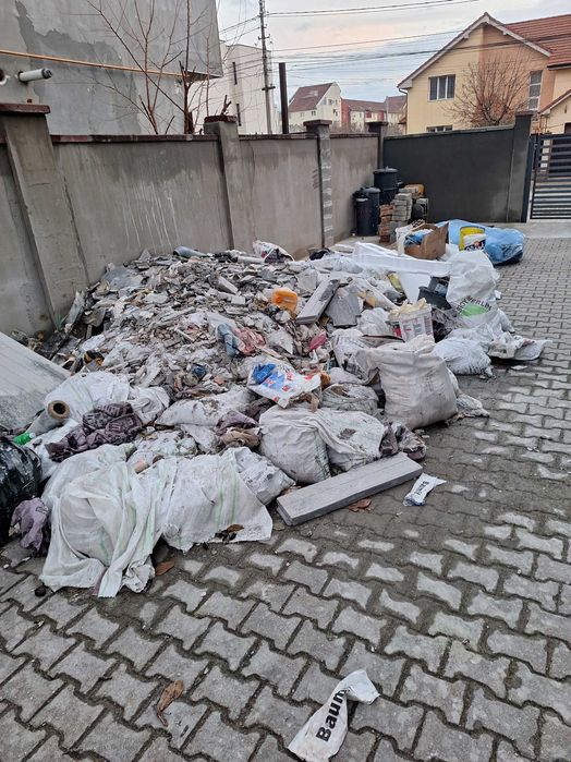 Moloz debarasari gunoaie