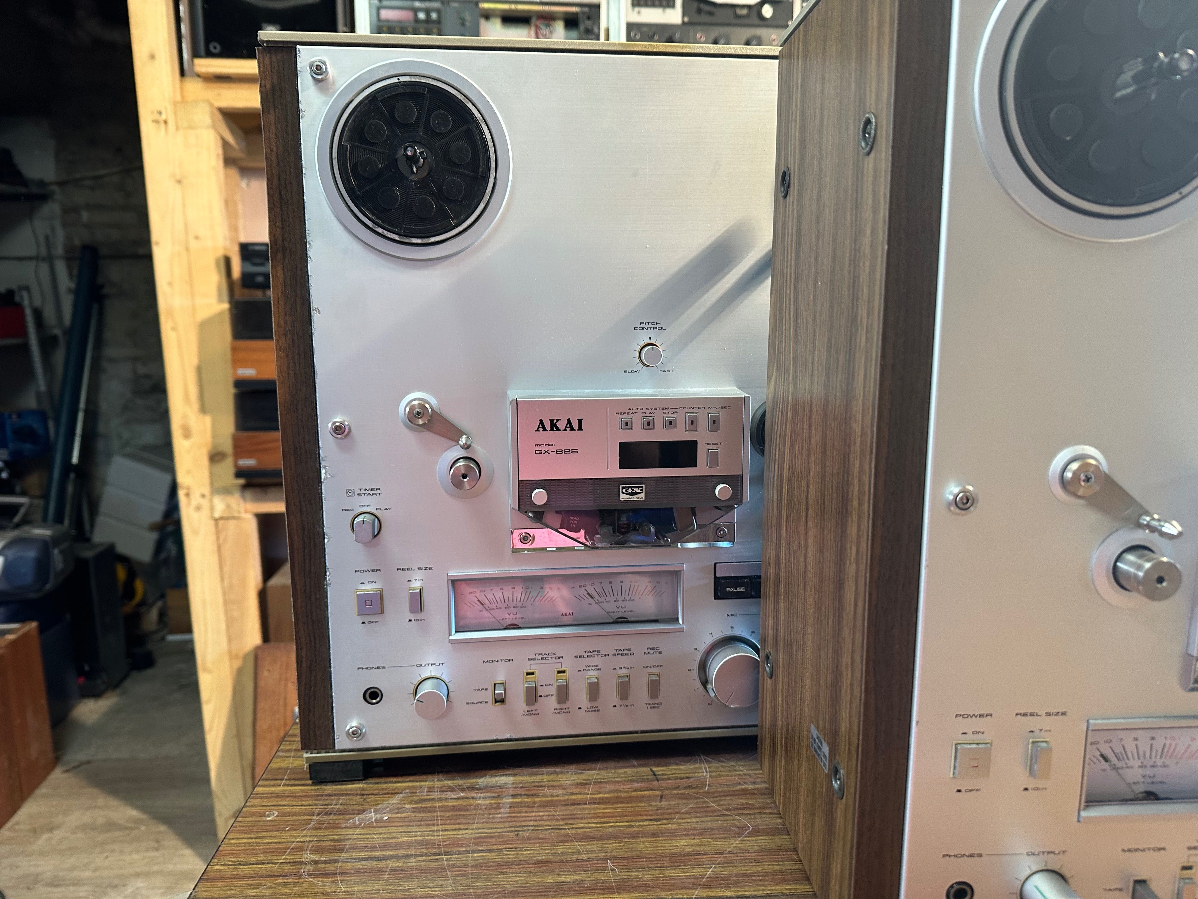 Vând magnetofon Akai Gx 620 și Gx 625
