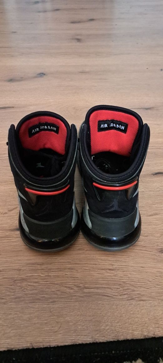 Air jordan mars 270