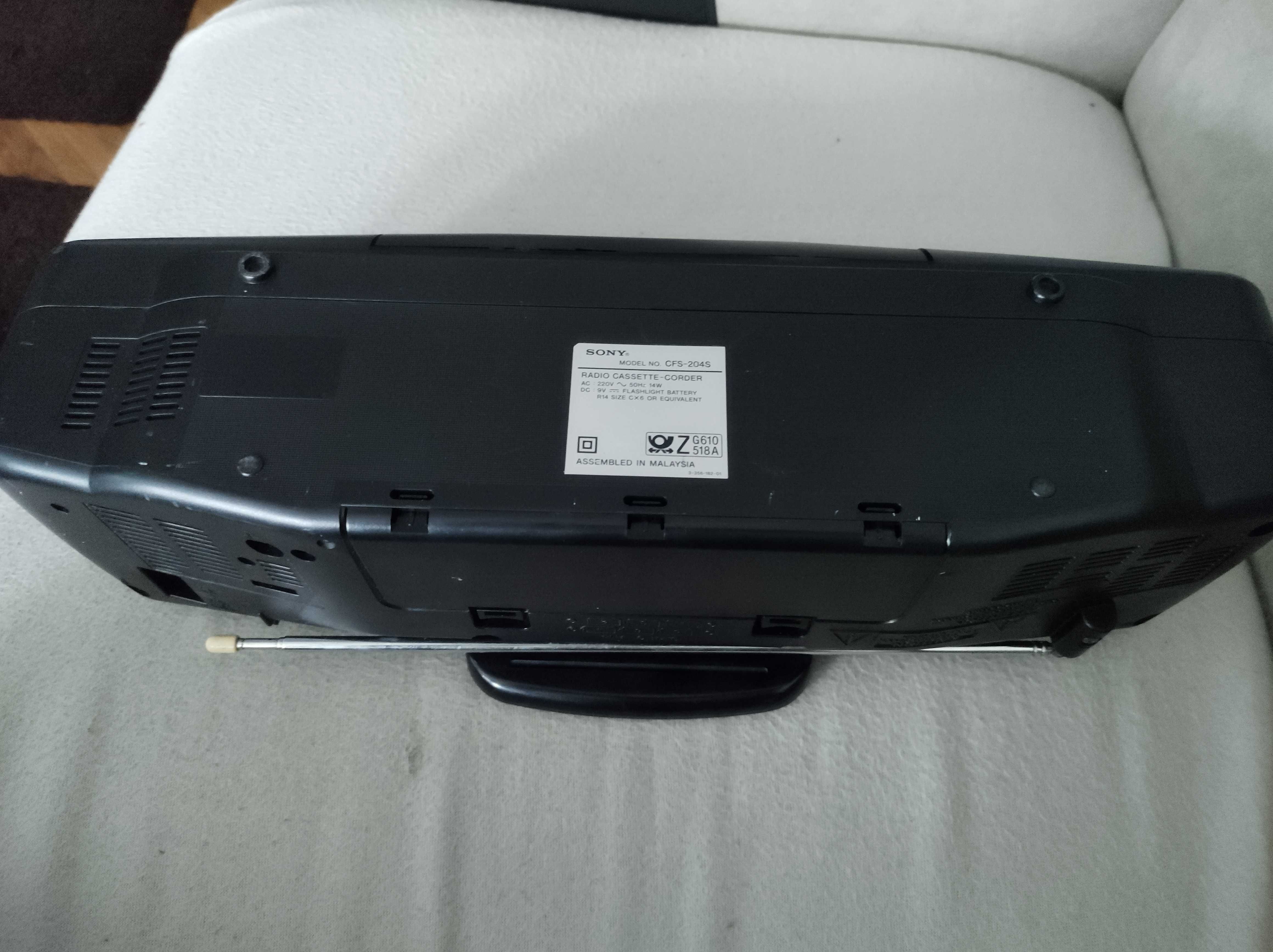 Radio casetofon Sony CFS-2o4S portabil, negru