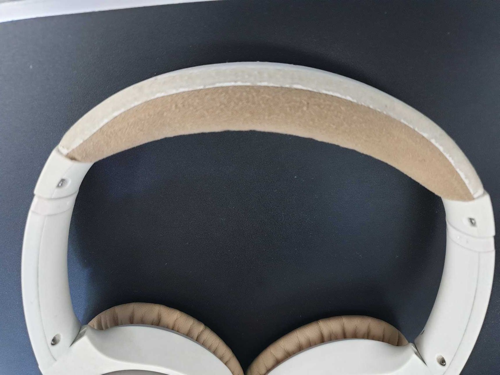 Безжични слушалки BOSE QuiteComfort Bluetooth