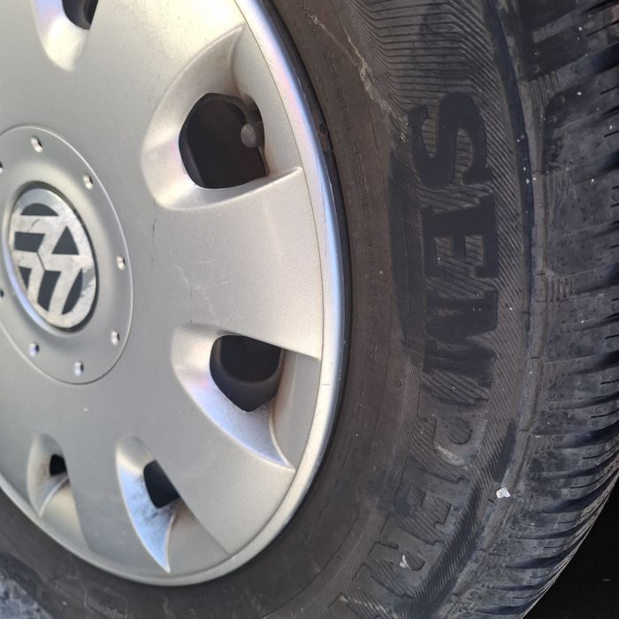 Dezmembrez w.golf diesel fab 2004 .orice piesa disponibila