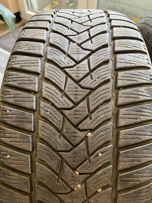 Зимни гуми 225/50/17 DUNLOP winter sport 5