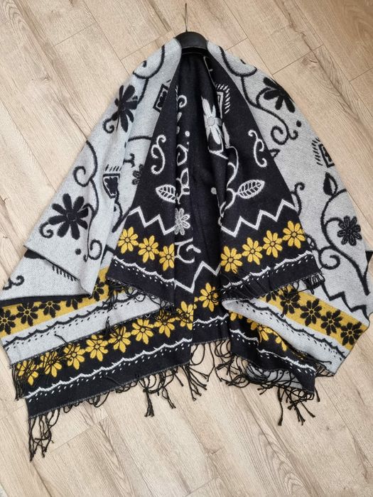 Poncho Desigual cu două fețe