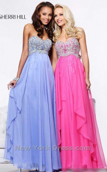 Платье Sherri Hill.