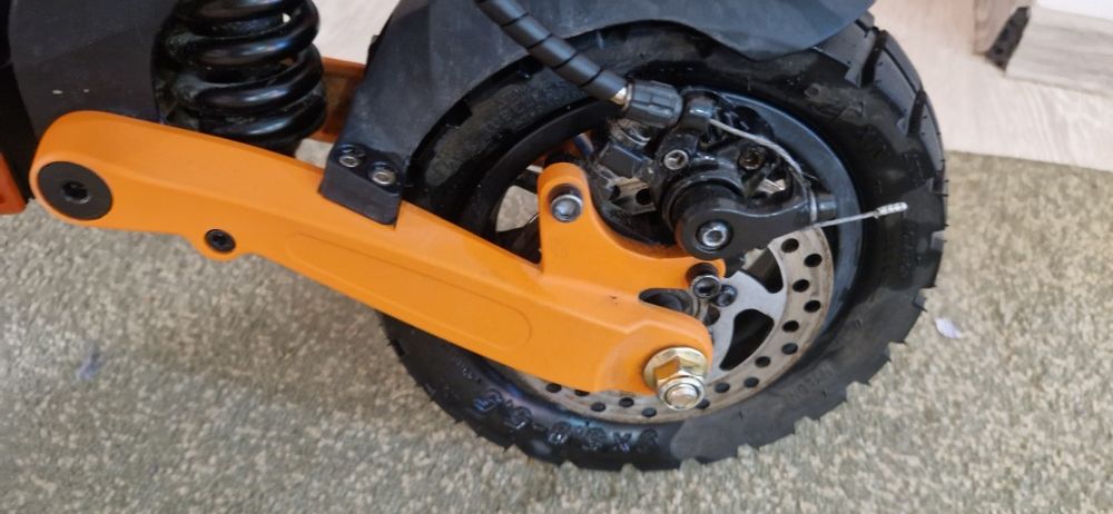 Trotineta kukirin g2 pro 2025
