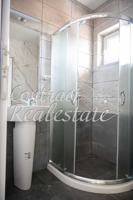 Дава се под наем Двустаен апартамент в Варна, Колхозен пазар - 65 кв.м за 433.5 € - Снимка #8