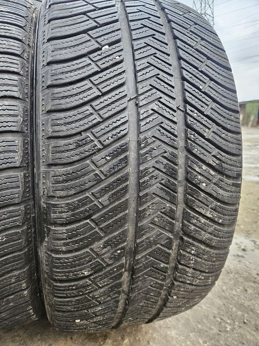 Vând 2 anvelope iarna 265/45/20 265/45r20 MICHELIN