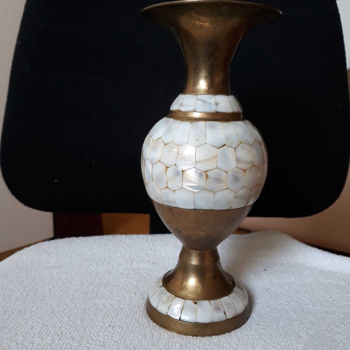 vaza din alama si sidef