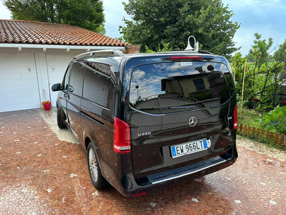 Mercedes V Class 220