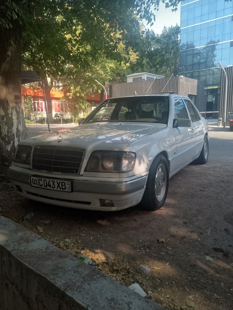 Mercedes 1987 yil