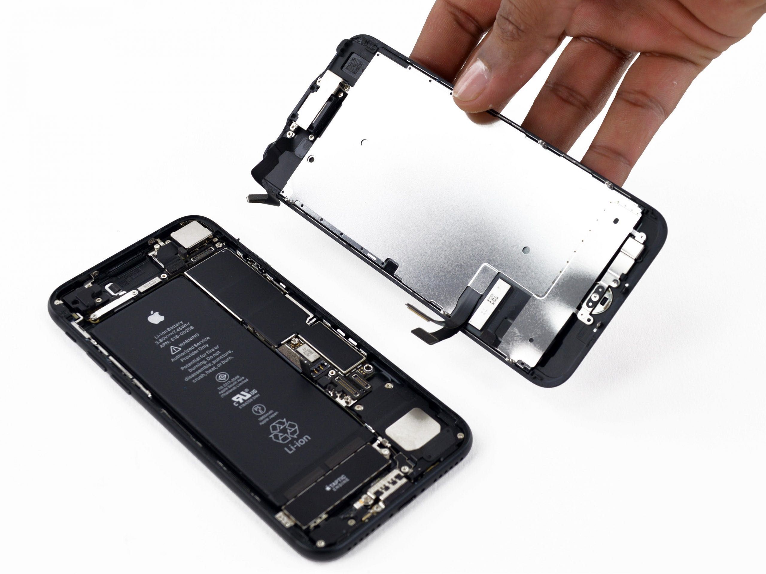 Reparații telefoane, tablete etc…Acumulatori iPhone Xs-11-13 originali