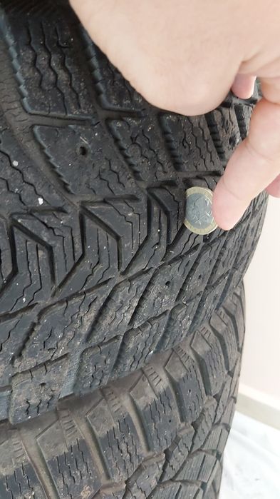 4 бр Зимни гуми 215/60/16