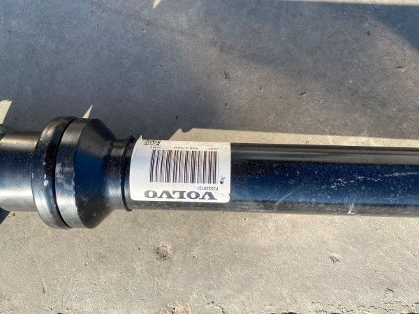 Cardan Volvo XC60 mild hibrid 2021+ 32339131