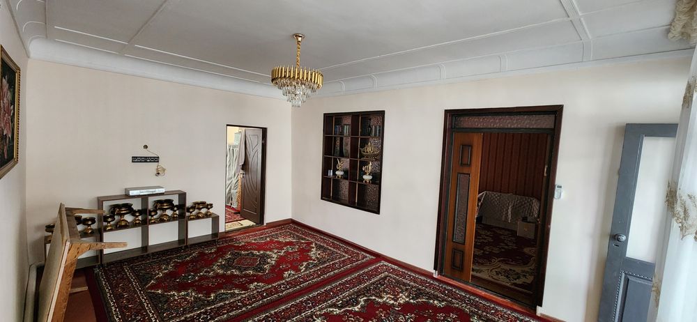 Mevazor Maxallada hovli sotiladi