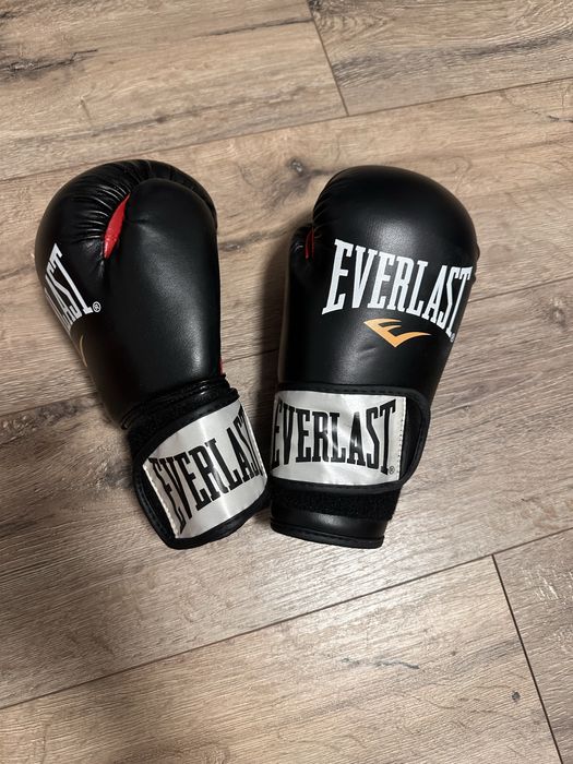 Manusi box Everlast NOI