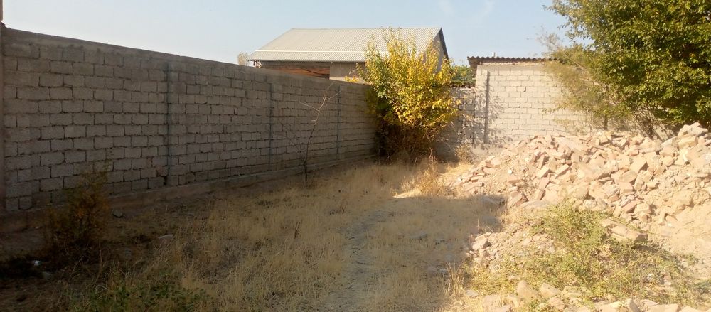Dacha sotiladi arzon