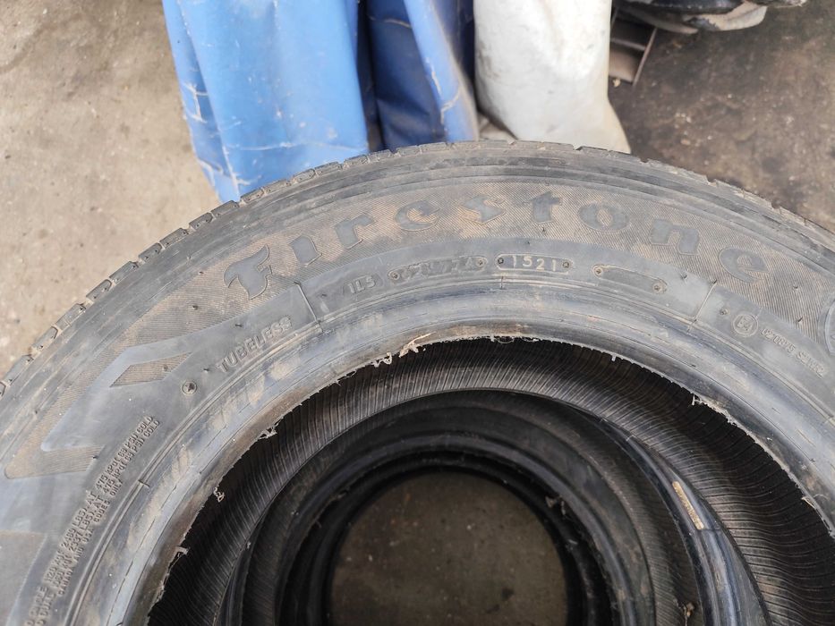 Vând anvelope uzate