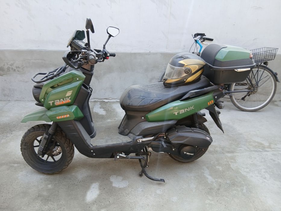 TANK skuter 2024