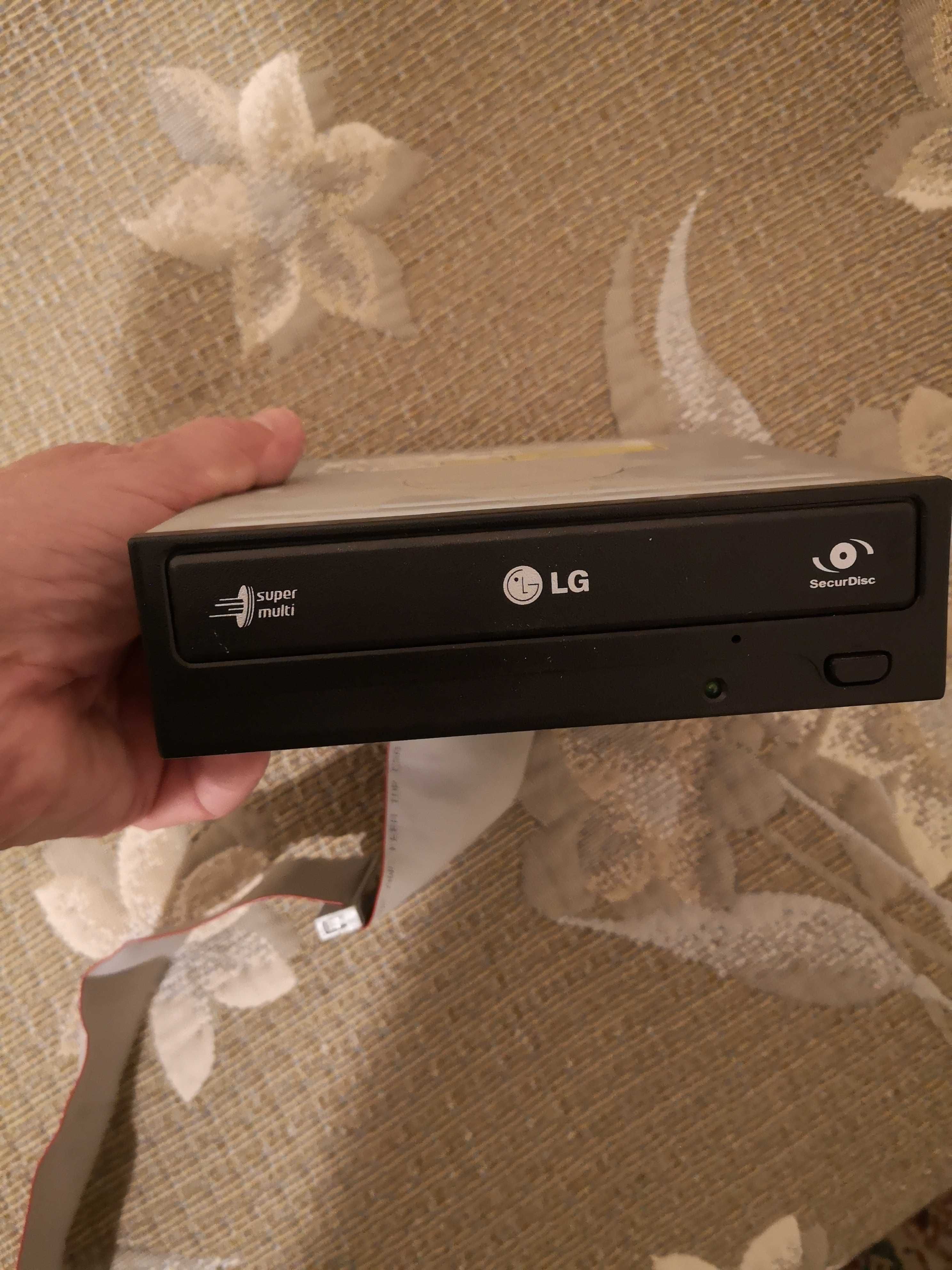 DVD Rewratible и HDD за настолен компютър
15 лв