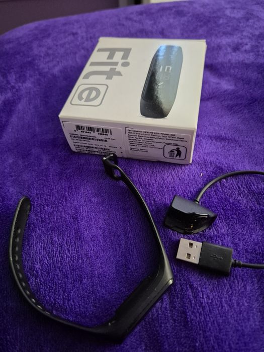Фитнес гривна Samsung Galaxy Fit e SM-R375, black