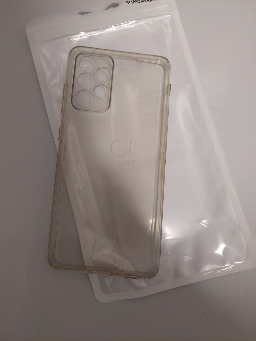 Husă telefon din silicon transparent pentru Samsung A52.  La 10 lei. F