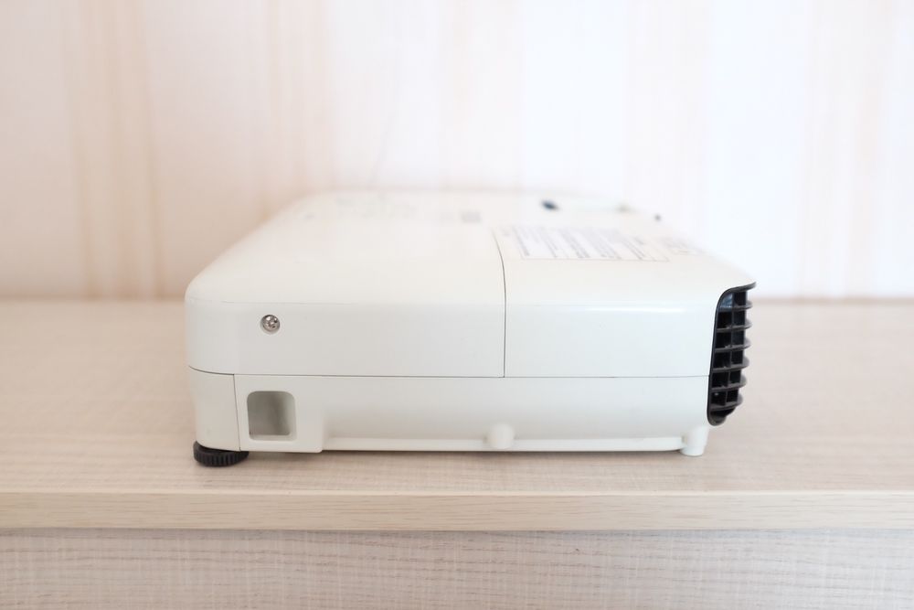 Epson EB-X36 LCD проекторы — 3 шт.