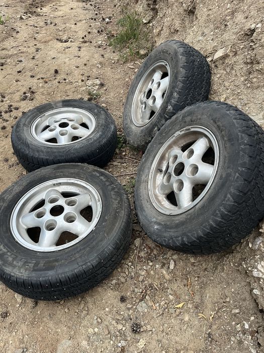 Оригинални джанти + гуми Land Rover 235/70 R16