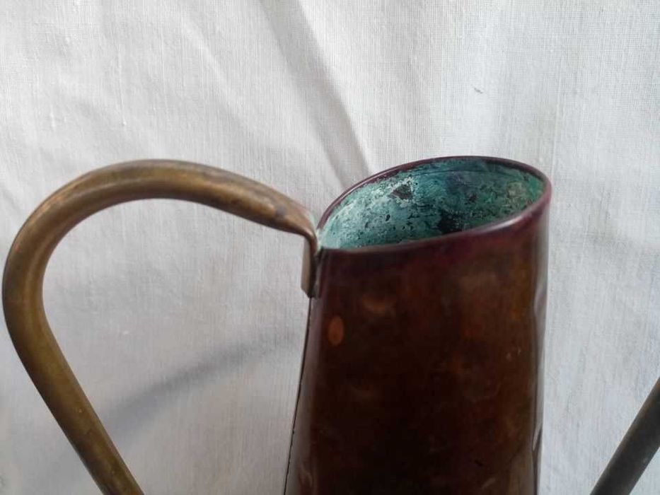 Стар меден съд ретро