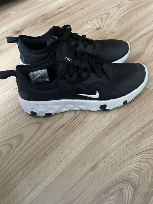 NIKE Renew/дамски маратонки 39