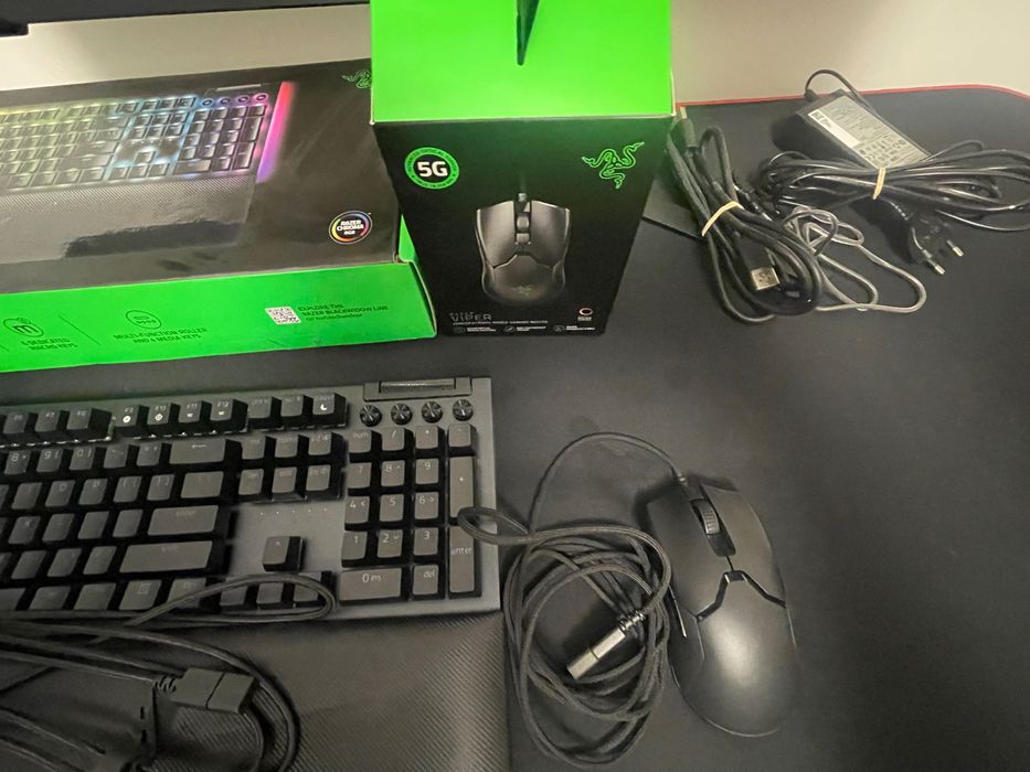 Tastatura + Mouse Razer