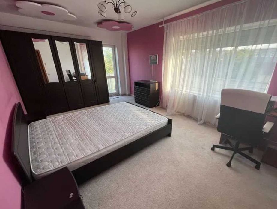 Дава се под наем Четиристаен апартамент в Пловдив, Център - 99 кв.м за 204 € - Снимка #3