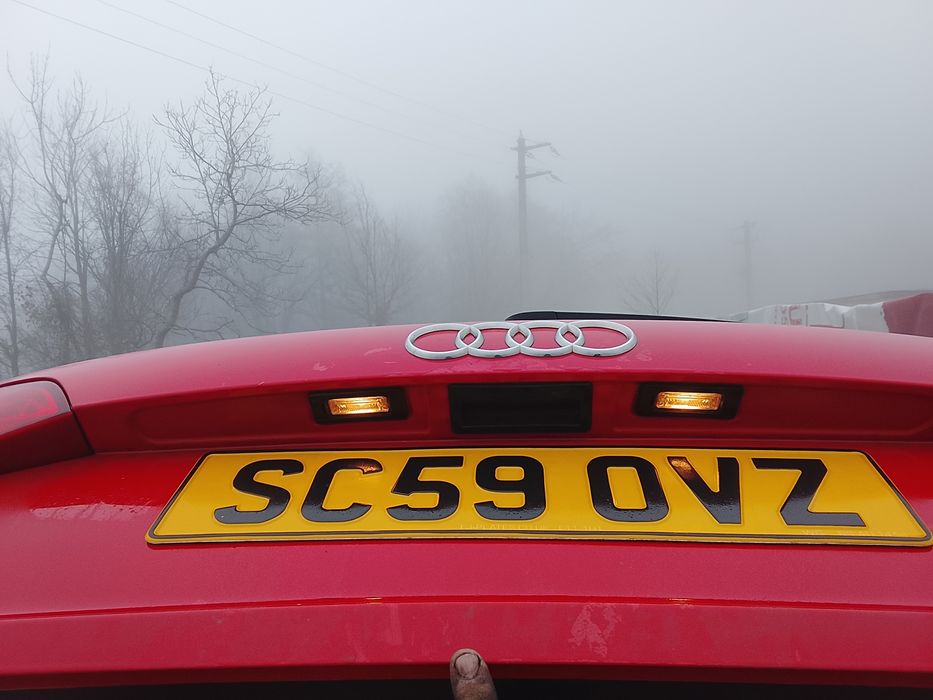 Haion Audi A6 A4 b8 culoarea roșie