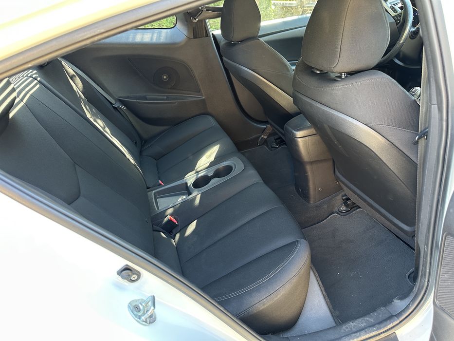 Hyundai Veloster, 1.6GDI, 140CP